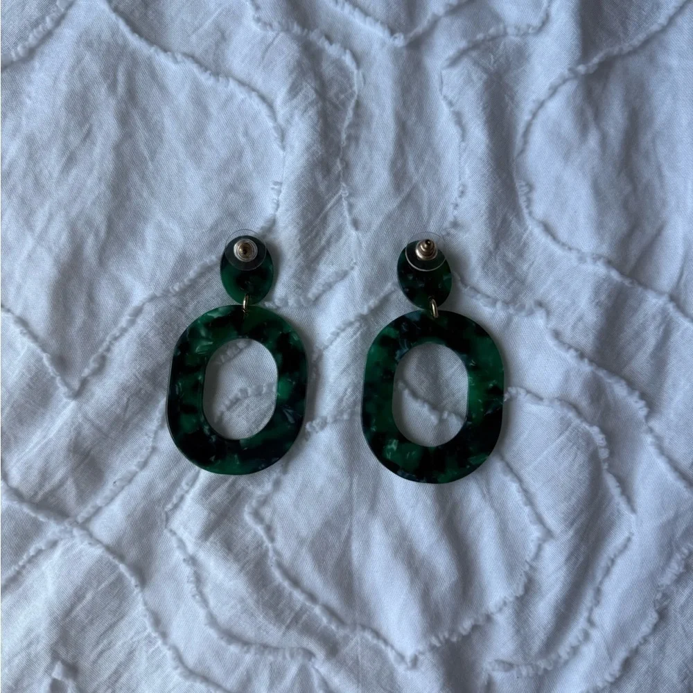 Elegant Green Oval Drop Dangle Earrings Marble Design